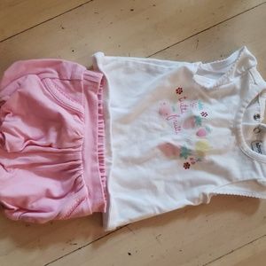 Absorba teeshirt and shorts 0 to 3 months girl